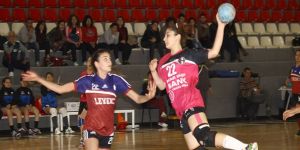 Son şampiyon iyi başladı: 15-31