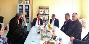 Özersay, Gazeteciler Birliği’ni ziyaret etti