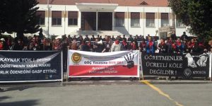 Öğretmenler Meclis önünde zincirlendi