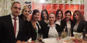 Bankacılar happy hour’da  buluştu. 