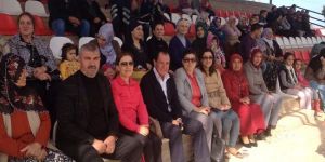 Coşkun: “Kadınların desteği motive verici”