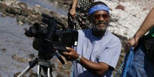 DAÜ Skip Norman için yasta