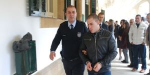 BÖYLESİNİ İLK KEZ GÖRDÜM