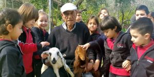 Yaşlıları konuk ettiler