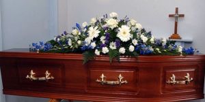 92 yaşındaki kadın tabutunda canlandı