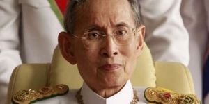 Krala hakaretin cezası 25 yıl