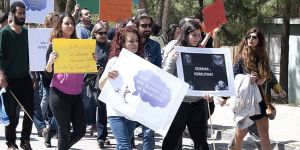 DAÜ sokak hayvanları için yürüdü