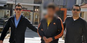 Yurt dışına çıkış yaparken yakalandı