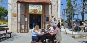 “Doğanköy Köy Evi” hizmete girdi