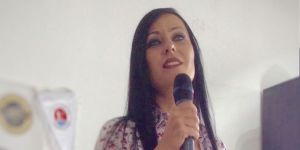 BÜYÜnün imza gününde şiir dostları buluştu