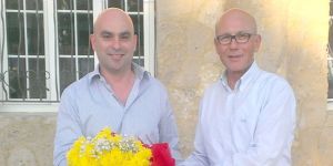 Talat şampiyonu tebrik etti