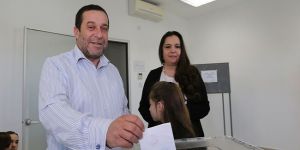 Başbakan Yardımcısı Denktaş oyunu kullandı