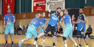  Zirveye UKÜ darbesi: 23-22