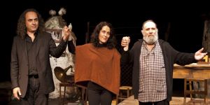 “Kıbrıs, Rumca Küstüm Türkçe Kırıldım” Güney Kıbrıs’ta sahneleniyor