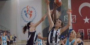 YDÜ’den ikide iki