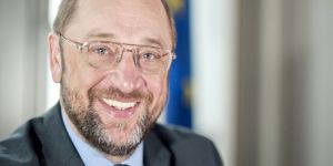 Schulz ve Lidington Akıncı’yı kutladı