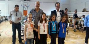 Minik satranççılardan başarı