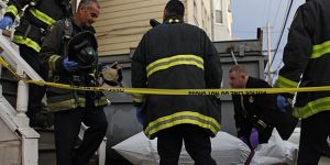 Ölen annesiyle 2,5 yıl aynı evde yaşadı!