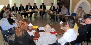 Ara bölgeden liderlere çağrı