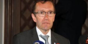 Eide, Atalayı ziyret etti