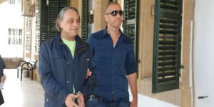 Ünlü modacı 6 gram uyuşturucuyla yakalandı!