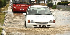 Sağanak yağışlar sürecek