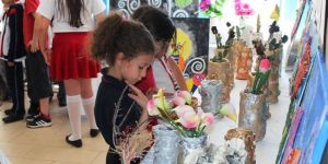 Öğrencilerden sergi…