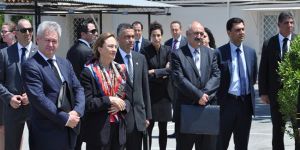 Müzakereciler 4 saat görüştü