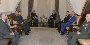 Akıncı, komutanları kabul etti