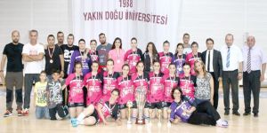 Hentbolun en büyüğü YDÜ