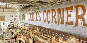 Kıbrıs’ın ilk konsept süpermarketi Şah Marketplace