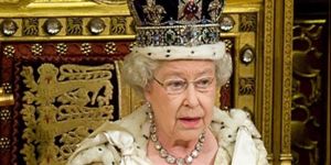 Kraliçe Elizabethi öldürdü