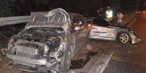 Arkadan çarptı, 3 kişi yaralandı