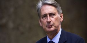 Hammond Kıbrısa geliyor