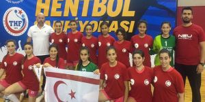 YDÜ yarı final umutlarını bitirdi