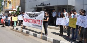 KTÖS ile AÖA öğrencileri eylem yaptı