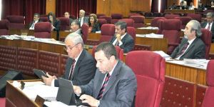 “Poliçelere” oybirliği