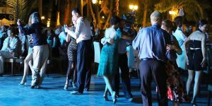  Le Chateau Lambousa’da büyülü gece