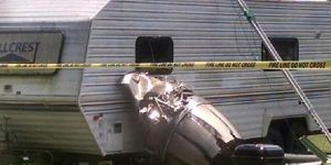 Savaş uçağı Cessna ile çarpıştı