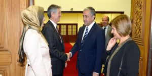 Akça’dan veda resepsiyonu