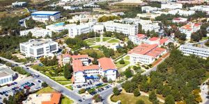 Esnaf Odası, DAÜ’deki AVMye karşı dava açıyor