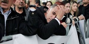 Kıbrıslı Rumların ülkedeki ana sorunu: Ekonomik kriz