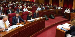 HÜKÜMETE GÜVENOYU