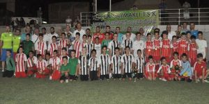 Luricinalı anısına oynadılar