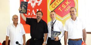 Efsane’den tarihi imza!