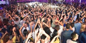 ‘Raise Your Hand’