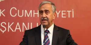 Akıncı siyasi partiler ile bir araya geldi