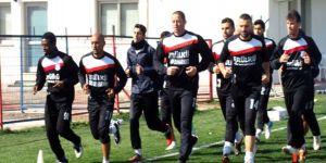 Cihangir Özgürgün ile kenetlendi