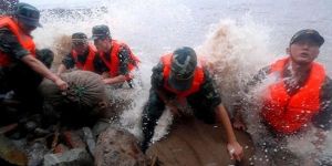 Çin’de tayfundan 9 kişi öldü
