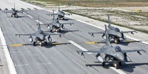 ABD askeri uçakları İncirlik Üssünde